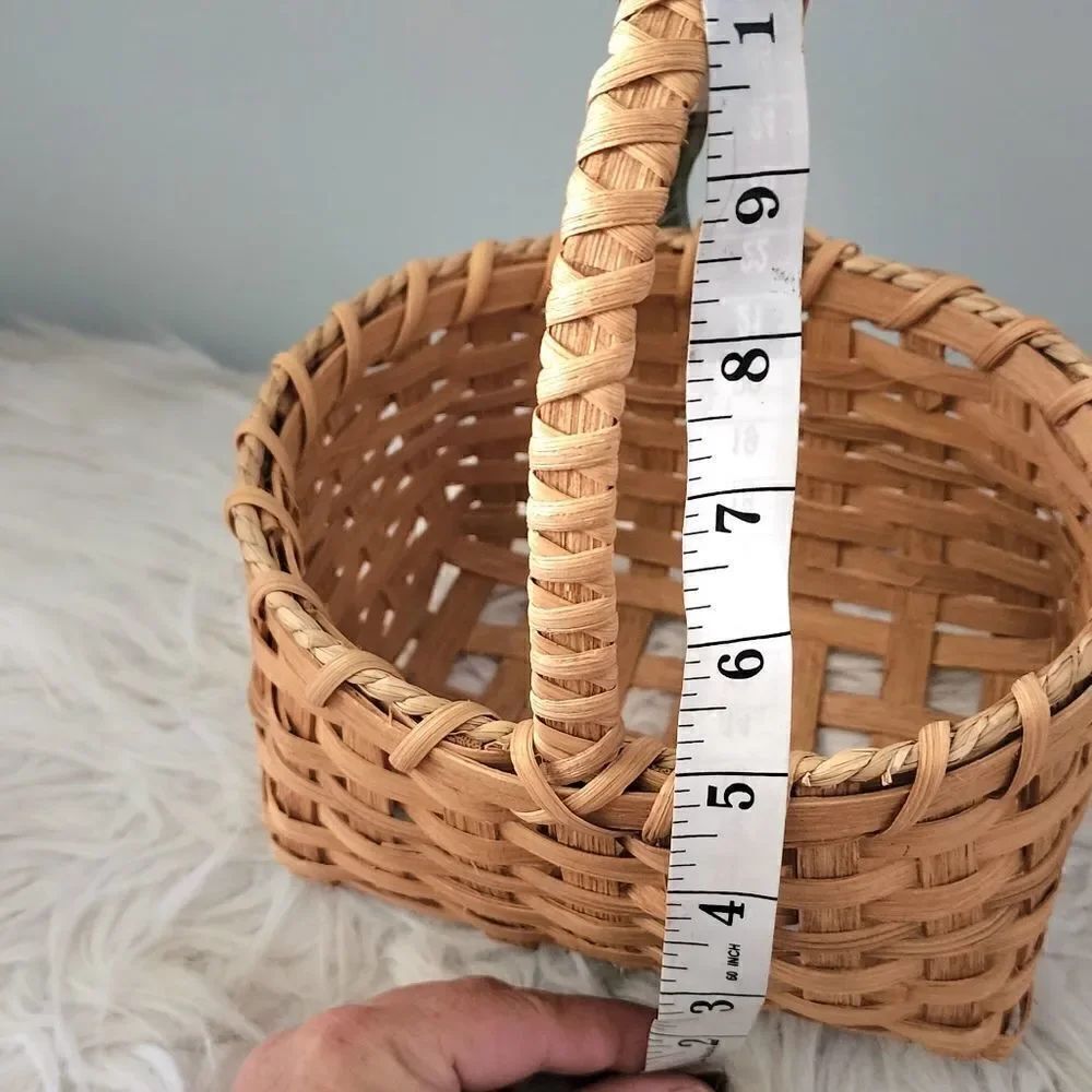 Handcrafted wicker basket - Picture 4 of 6